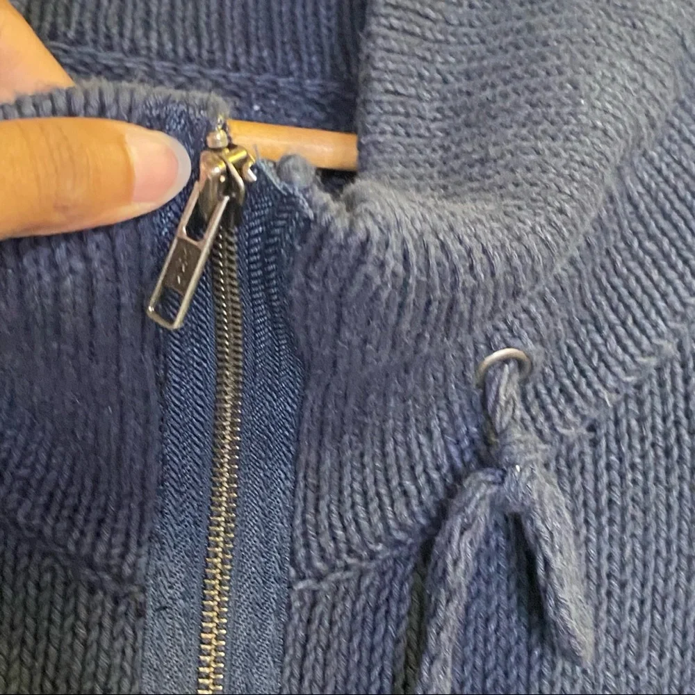 Sundance nwot navy